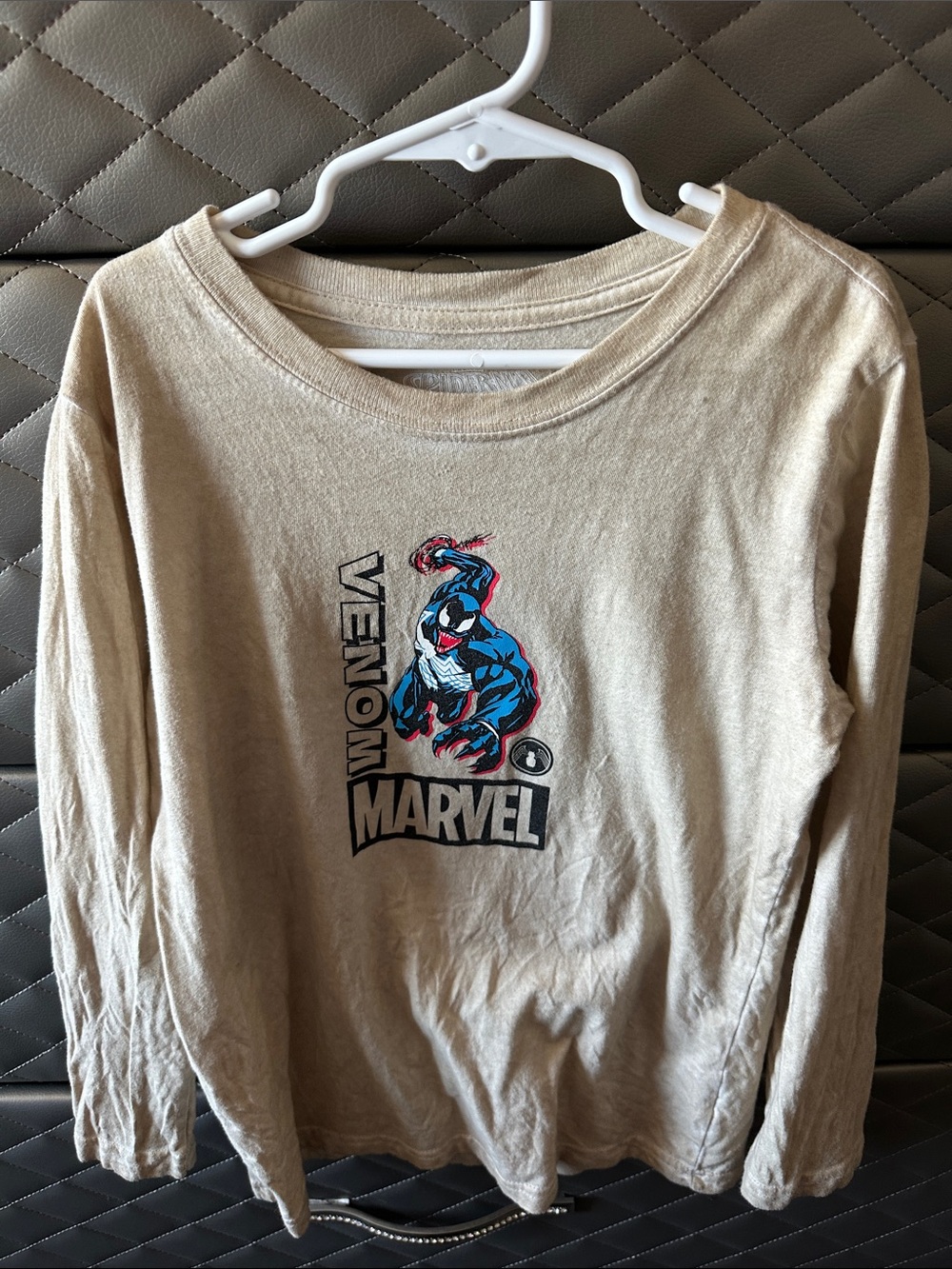 Marvel Beige Kids' Venom Long-Sleeve Graphic Tee